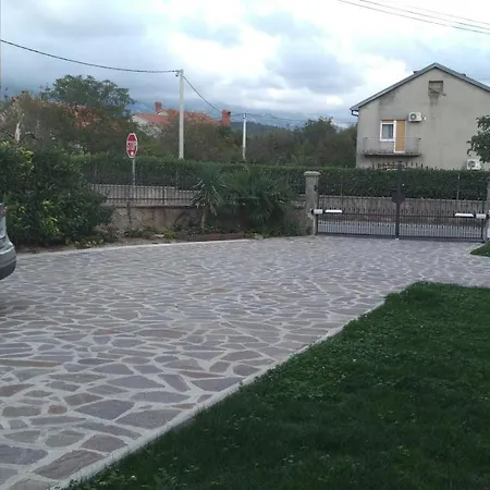 Drazice-grobnik Appartement *