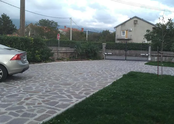 Drazice-grobnik Διαμέρισμα *